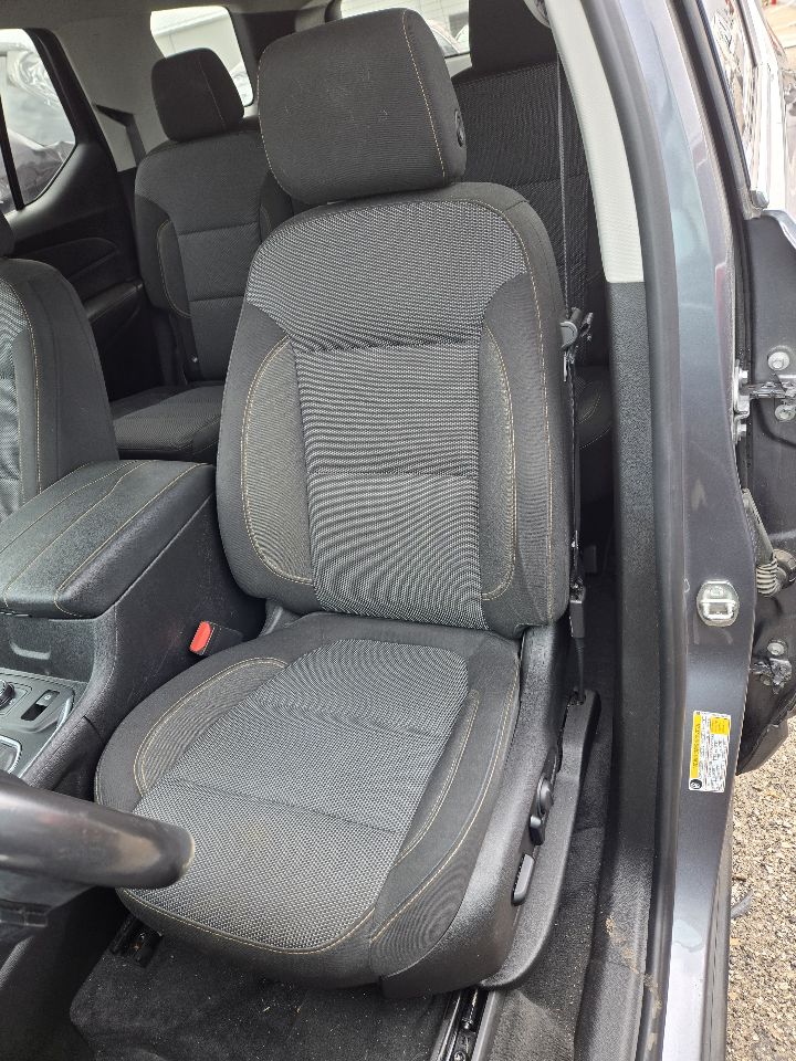 https://f005.backblazeb2.com/file/img-partshotlines-com/Inventory/EX441/Vehicle/249654_12.jpg