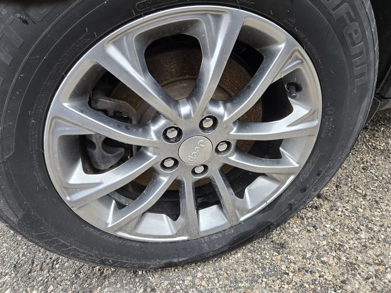 Vehicle/249655_06.jpg