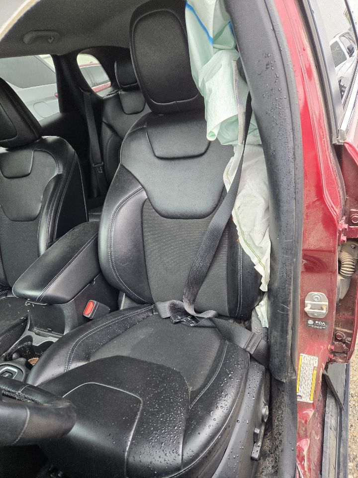 Vehicle/249655_10.jpg