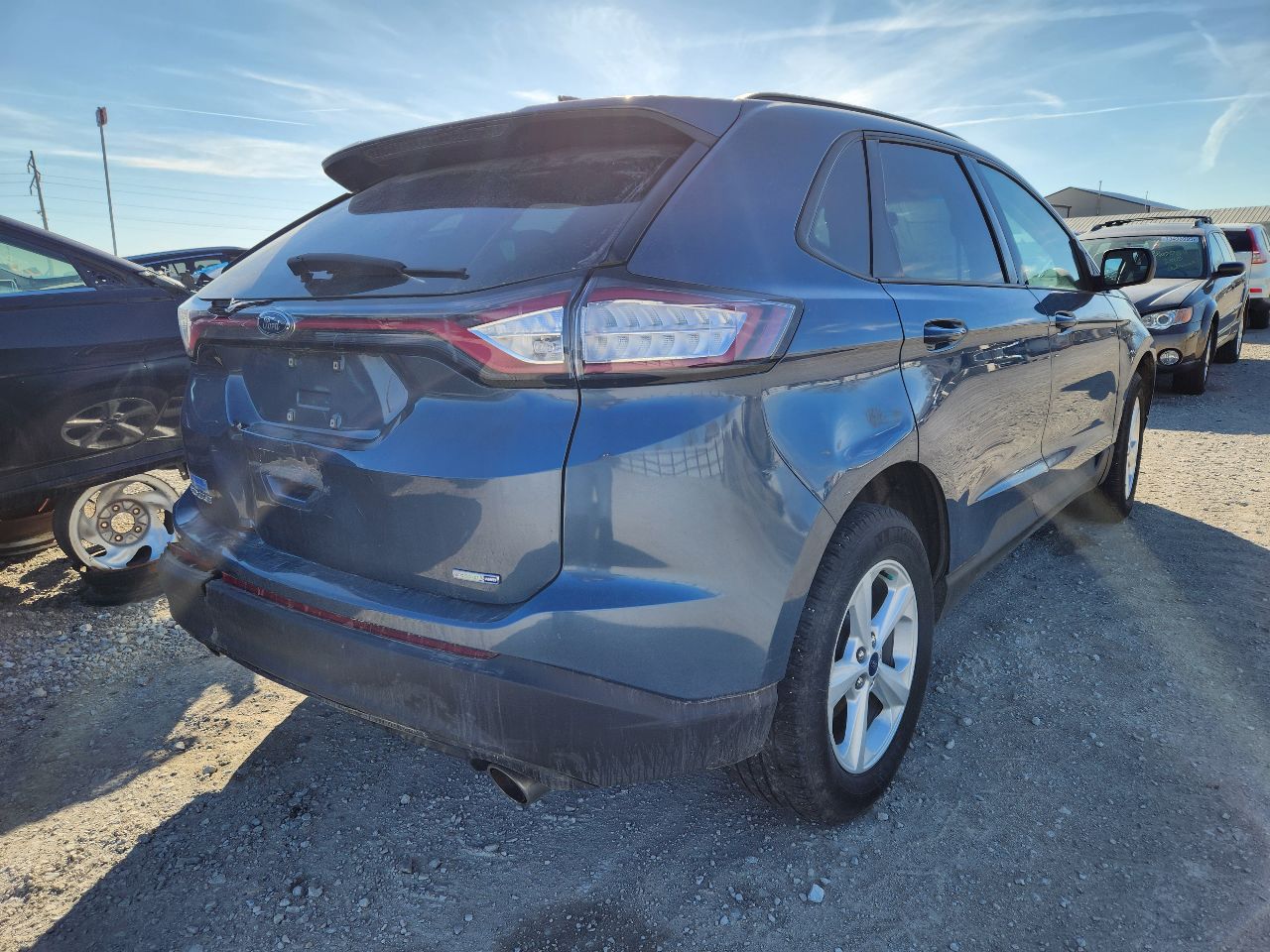 Vehicle/249684_03.jpg