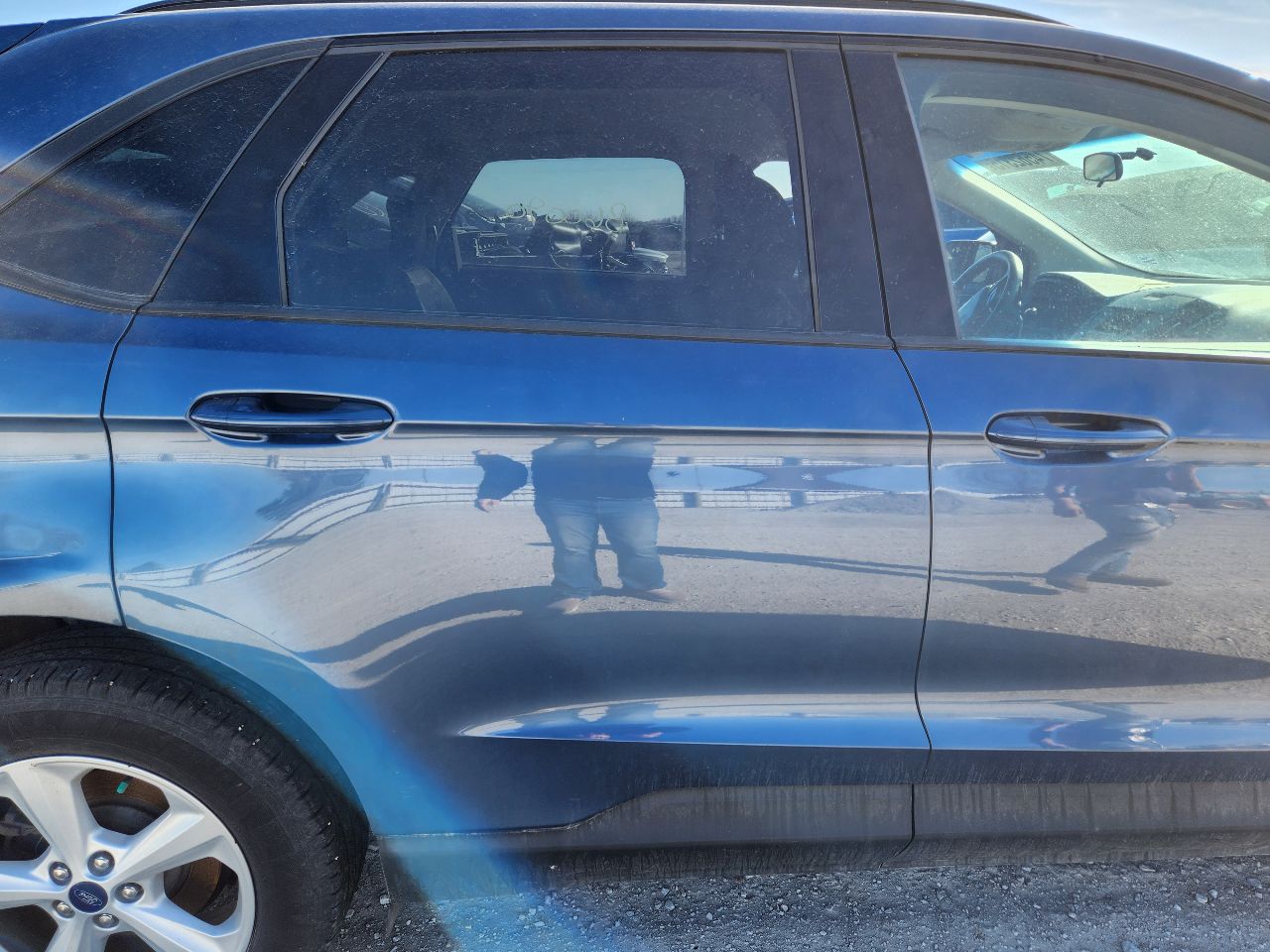 Vehicle/249684_09.jpg
