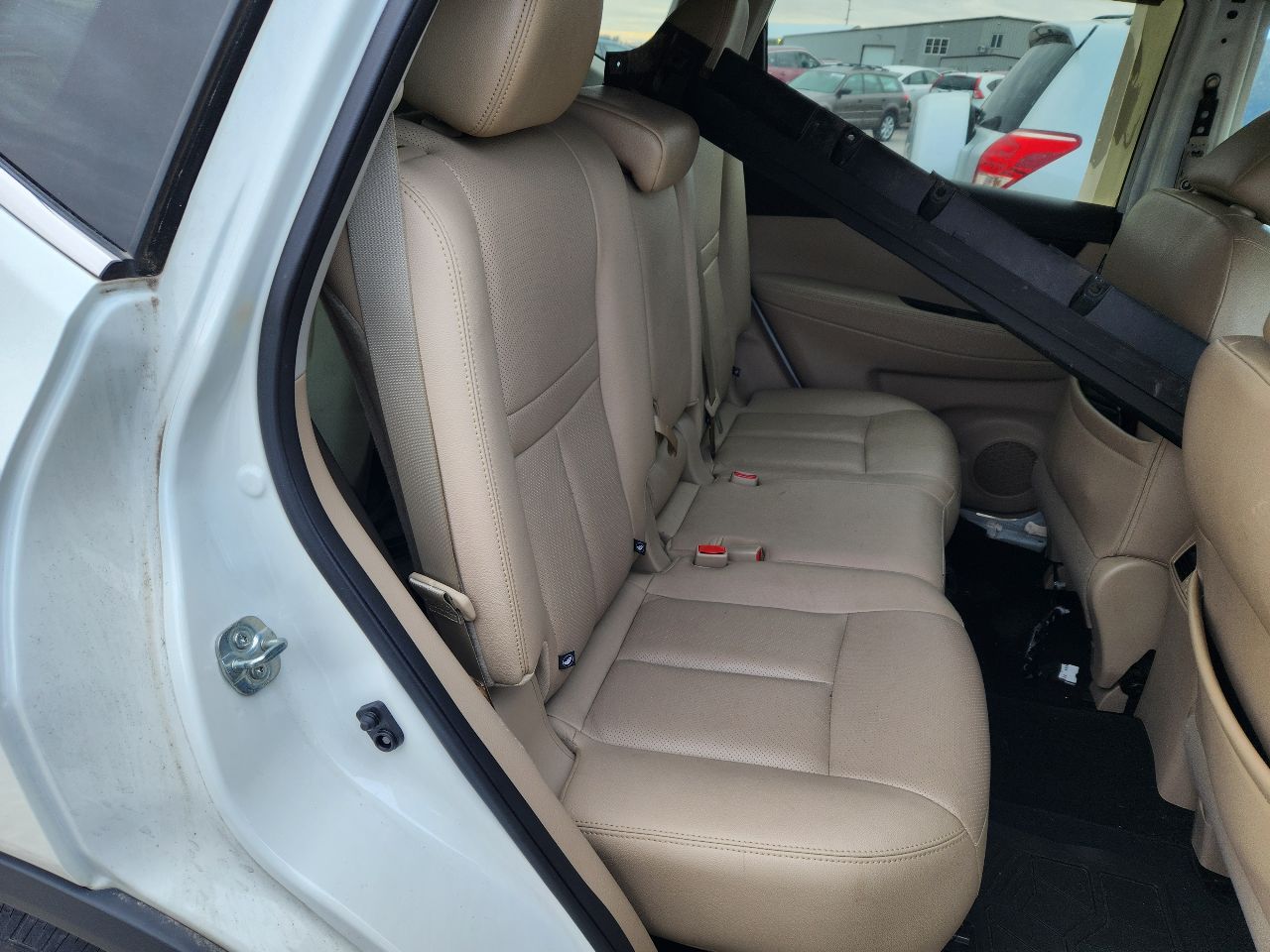 Vehicle/249689_12.jpg