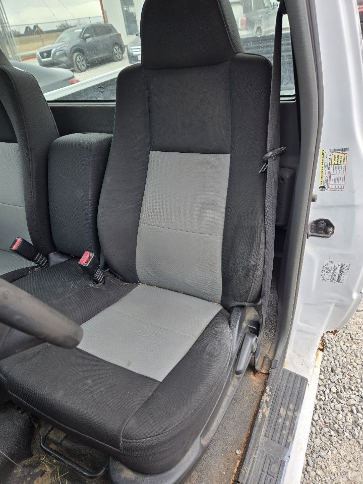 https://f005.backblazeb2.com/file/img-partshotlines-com/Inventory/EX441/Vehicle/249693_09.jpg