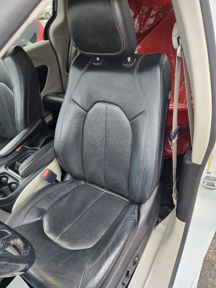 https://f005.backblazeb2.com/file/img-partshotlines-com/Inventory/EX441/Vehicle/249697_12.jpg