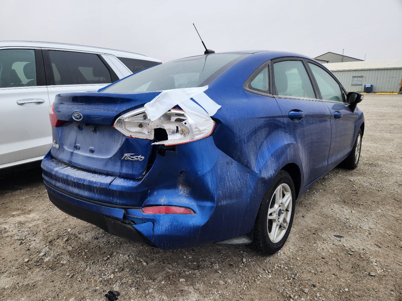 https://f005.backblazeb2.com/file/img-partshotlines-com/Inventory/EX441/Vehicle/249711_03.jpg