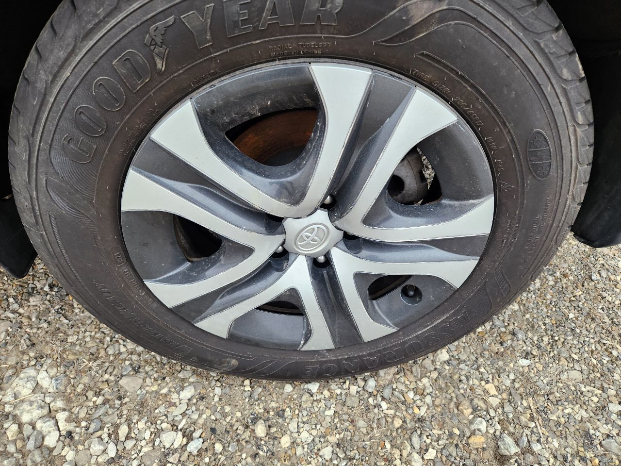 https://f005.backblazeb2.com/file/img-partshotlines-com/Inventory/EX441/Vehicle/249713_06.jpg