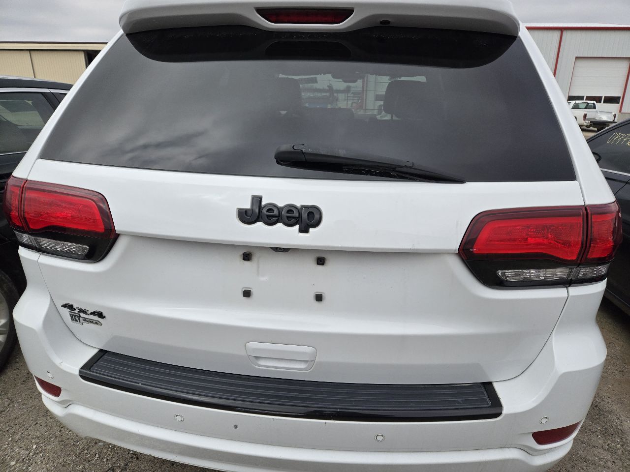 https://f005.backblazeb2.com/file/img-partshotlines-com/Inventory/EX441/Vehicle/249762_05.jpg