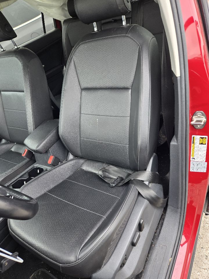 Vehicle/249778_10.jpg