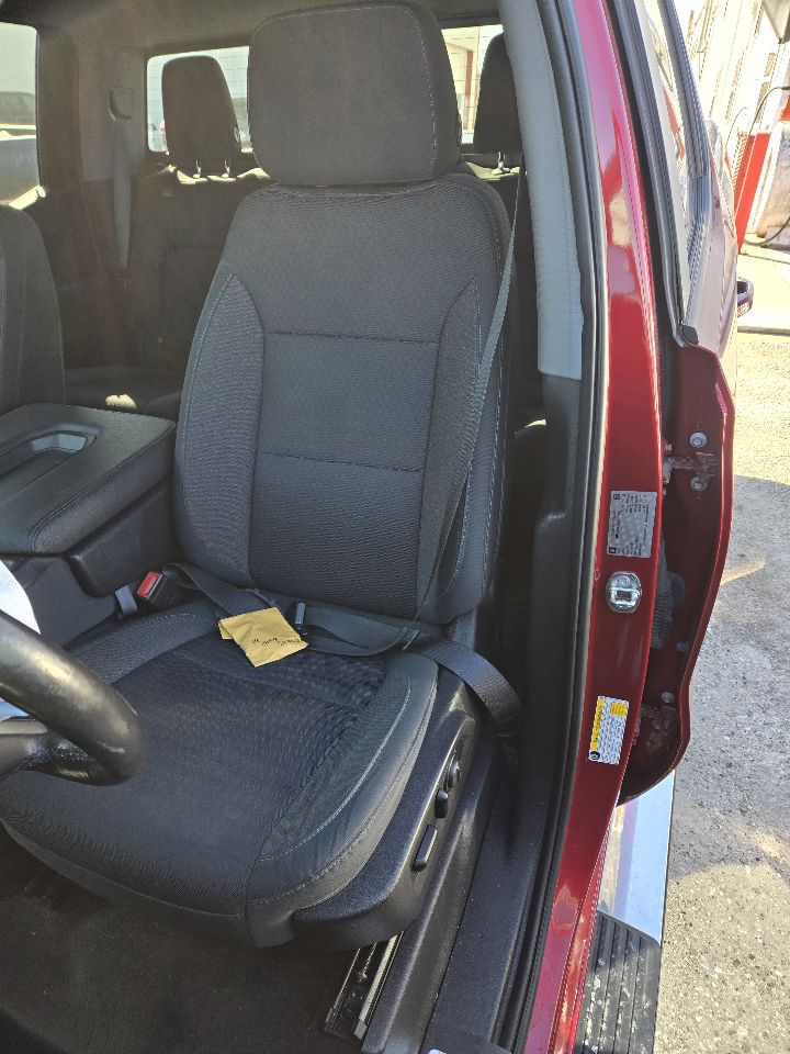 Vehicle/249822_12.jpg