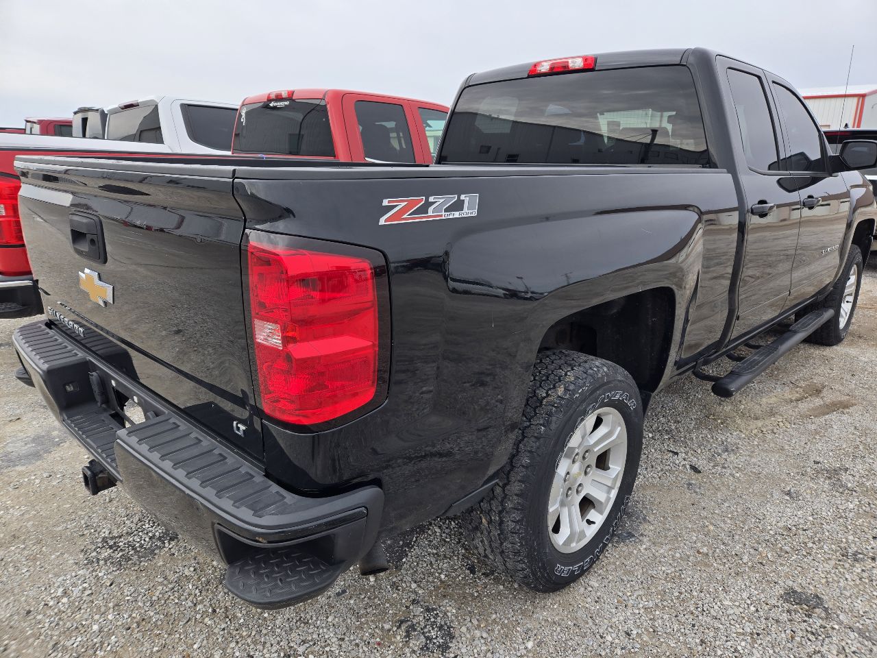 Vehicle/249831_04.jpg