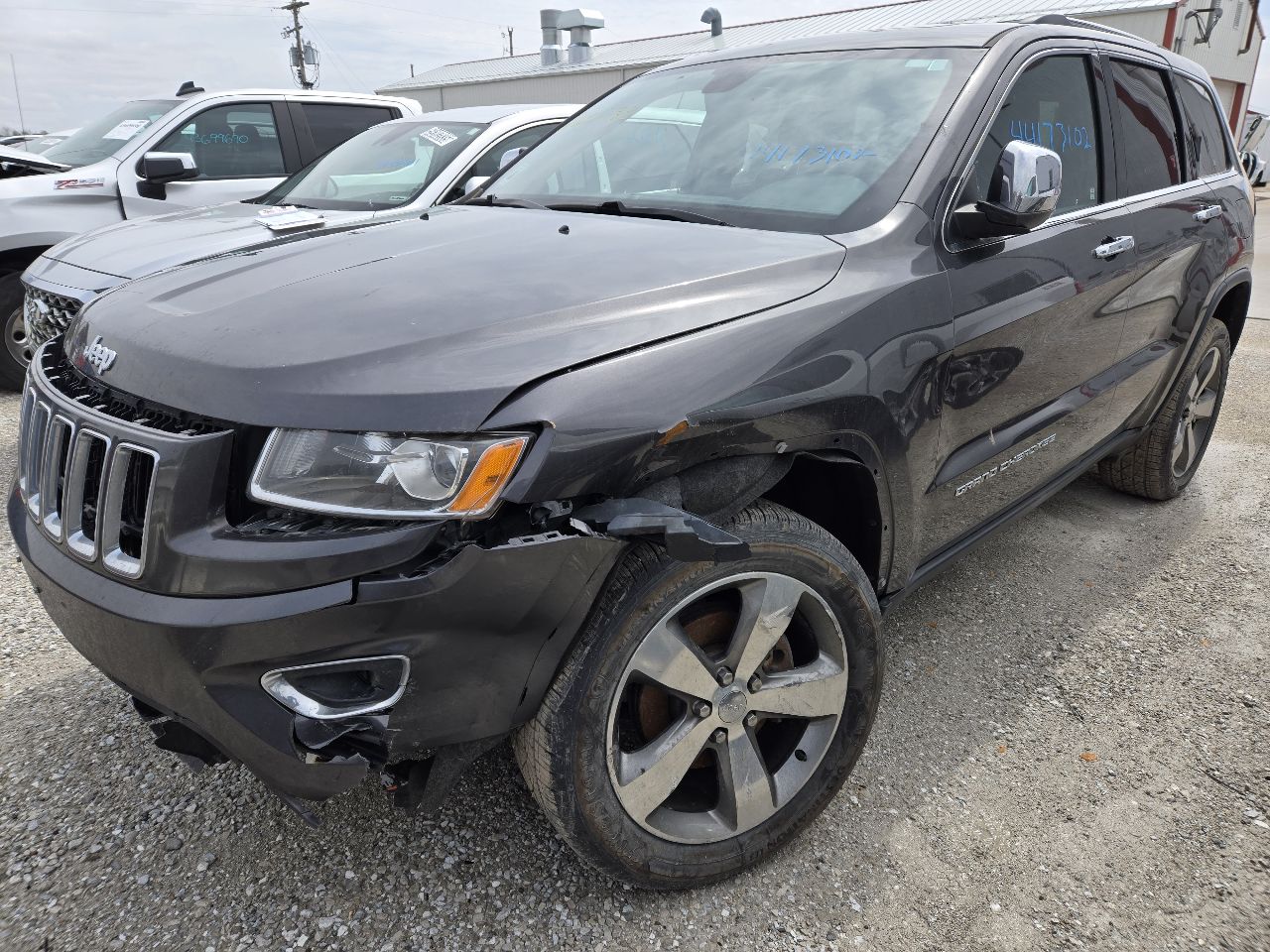 Vehicle/249833_02.jpg