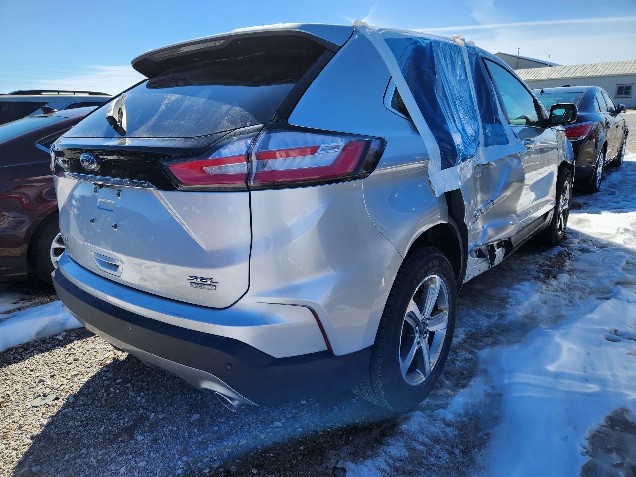 Vehicle/249837_03.jpg