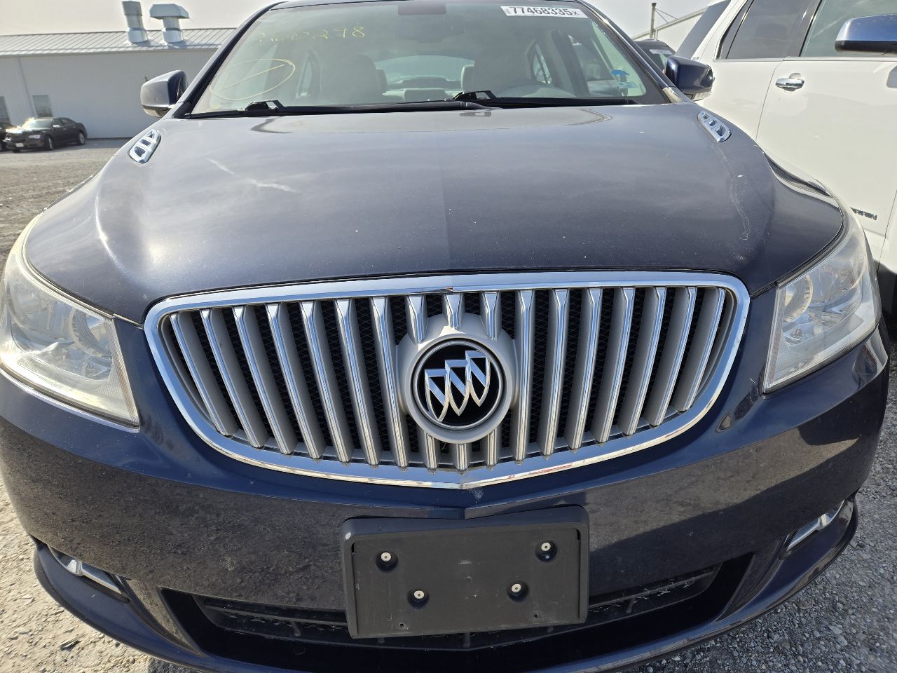Vehicle/249845_09.jpg