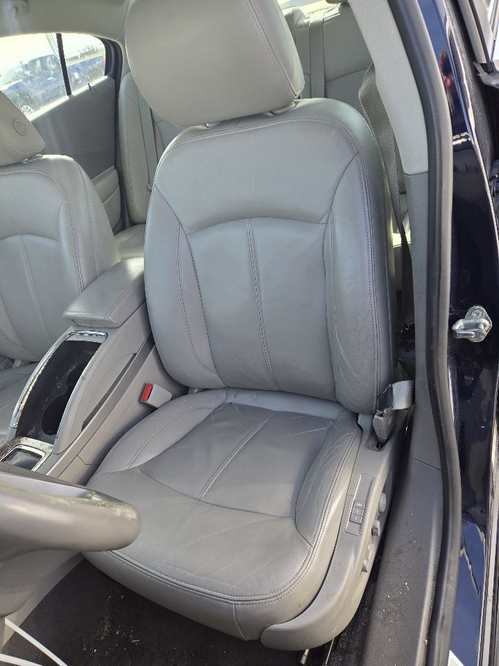 Vehicle/249845_12.jpg