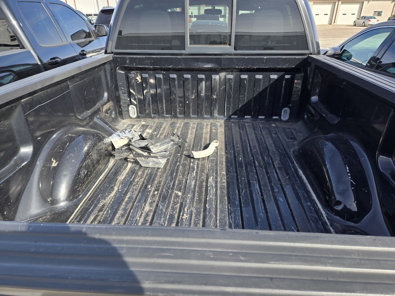 https://f005.backblazeb2.com/file/img-partshotlines-com/Inventory/EX441/Vehicle/249847_06.jpg