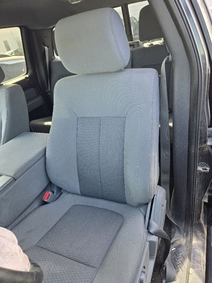 https://f005.backblazeb2.com/file/img-partshotlines-com/Inventory/EX441/Vehicle/249847_09.jpg