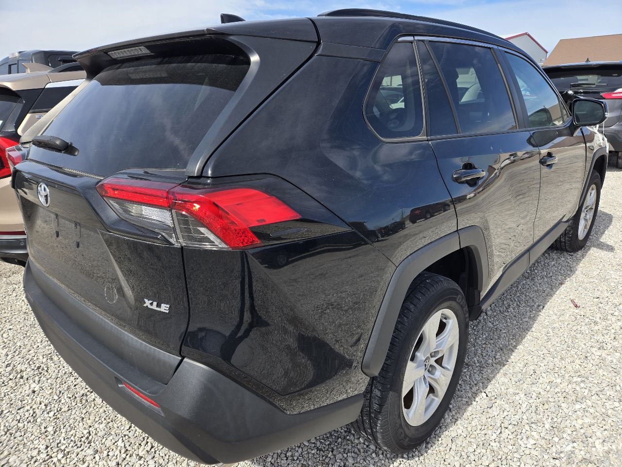 Vehicle/249851_04.jpg