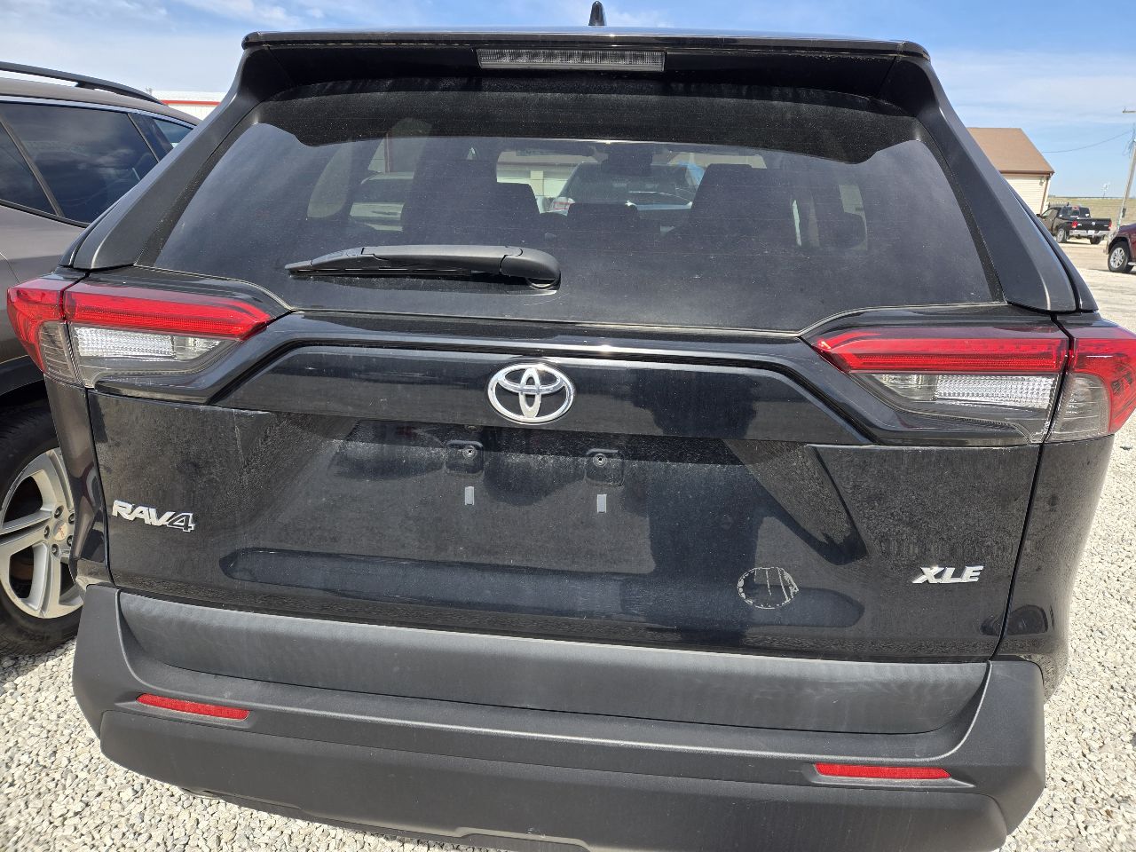 Vehicle/249851_05.jpg