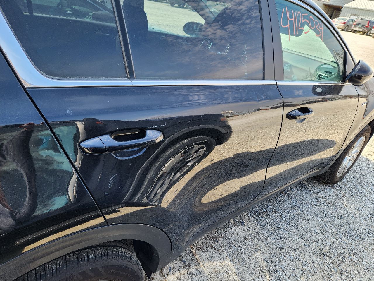 https://f005.backblazeb2.com/file/img-partshotlines-com/Inventory/EX441/Vehicle/249876_12.jpg