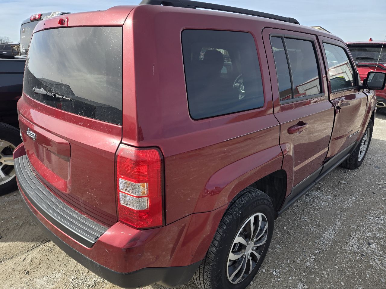 Vehicle/249887_04.jpg
