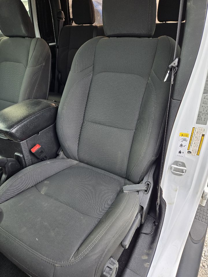 https://f005.backblazeb2.com/file/img-partshotlines-com/Inventory/EX441/Vehicle/249929_12.jpg