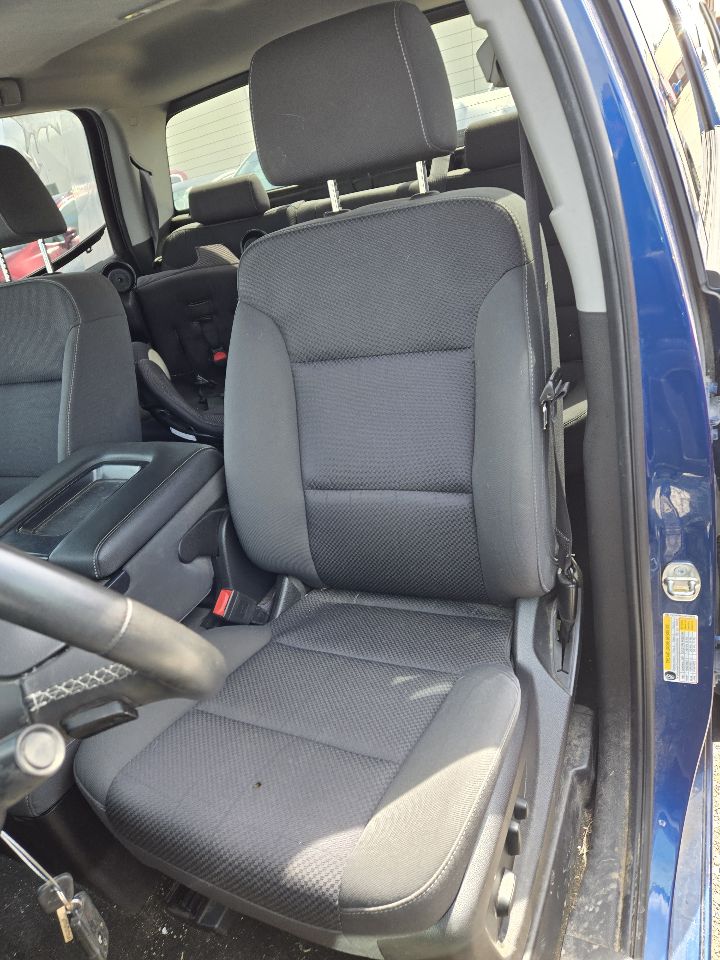Vehicle/249959_08.jpg