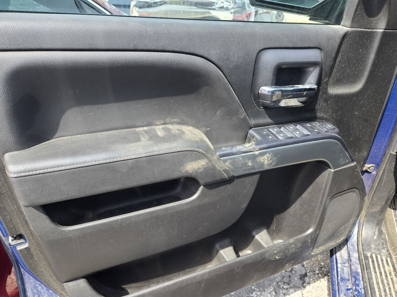 Vehicle/249959_09.jpg