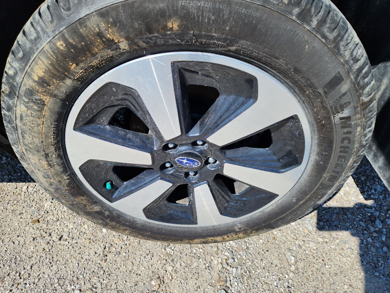 Vehicle/250009_06.jpg