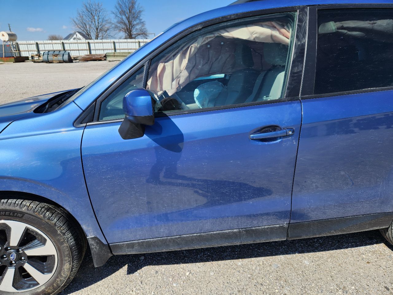 Vehicle/250009_08.jpg