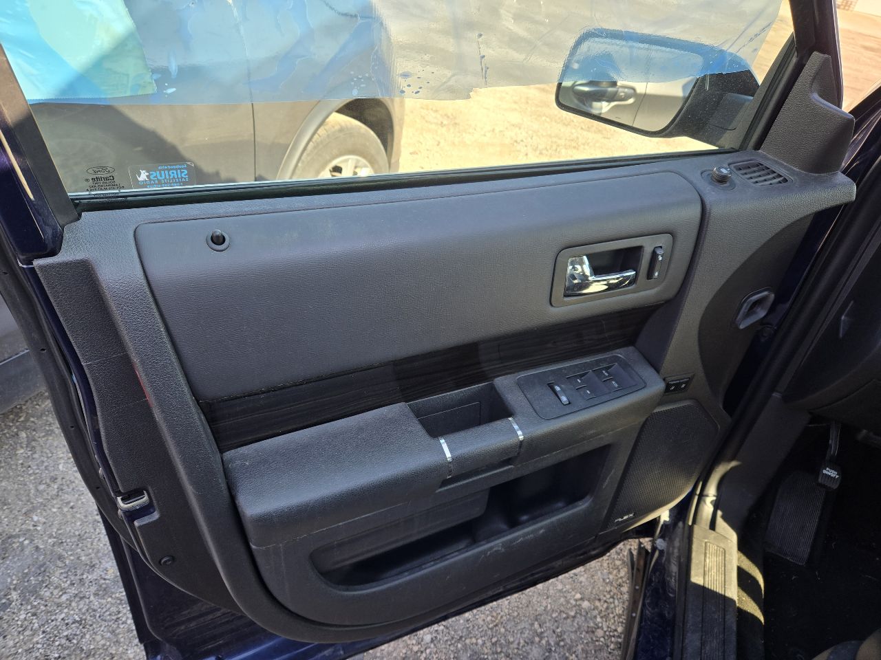 https://f005.backblazeb2.com/file/img-partshotlines-com/Inventory/EX441/Vehicle/250045_11.jpg