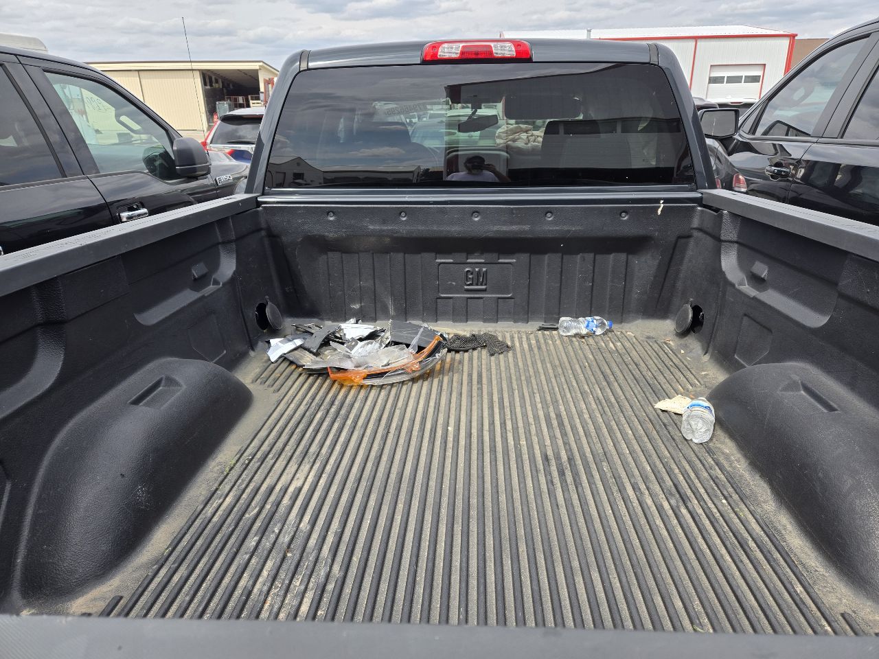 https://f005.backblazeb2.com/file/img-partshotlines-com/Inventory/EX441/Vehicle/250058_06.jpg