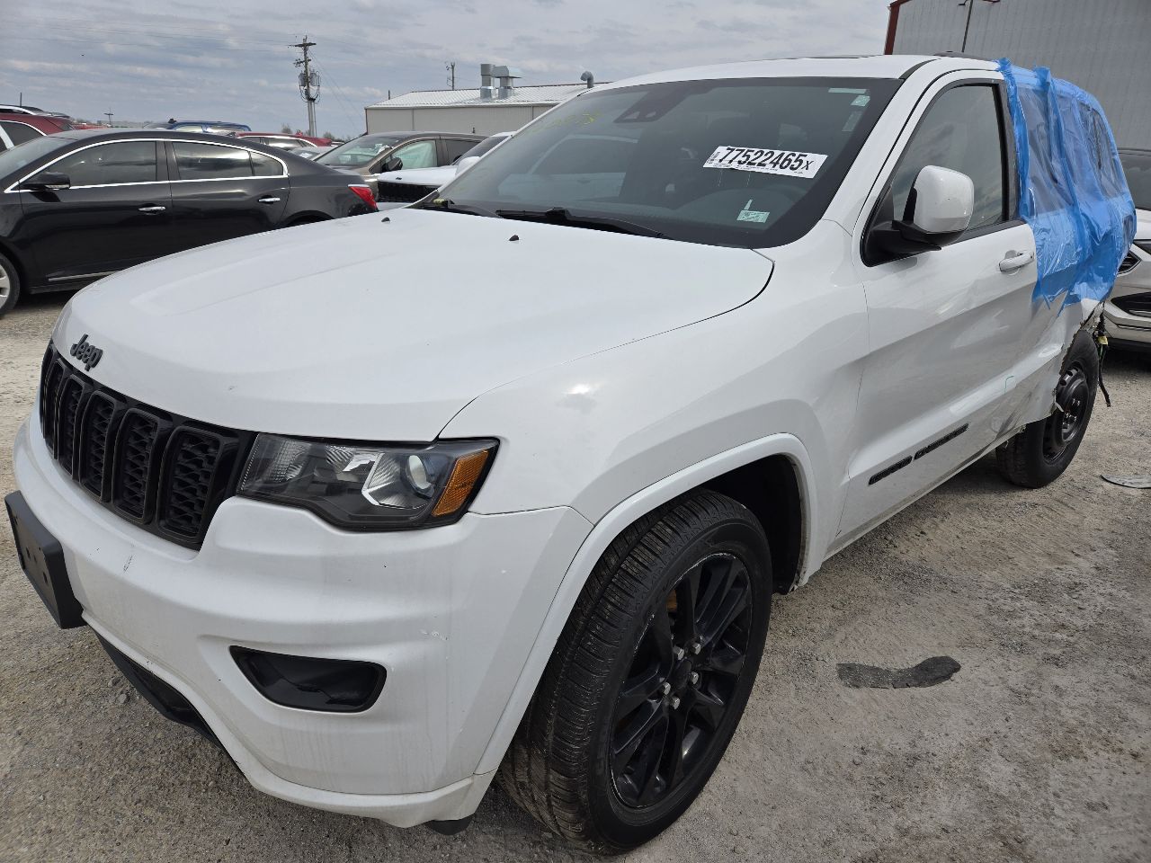 Vehicle/250072_02.jpg