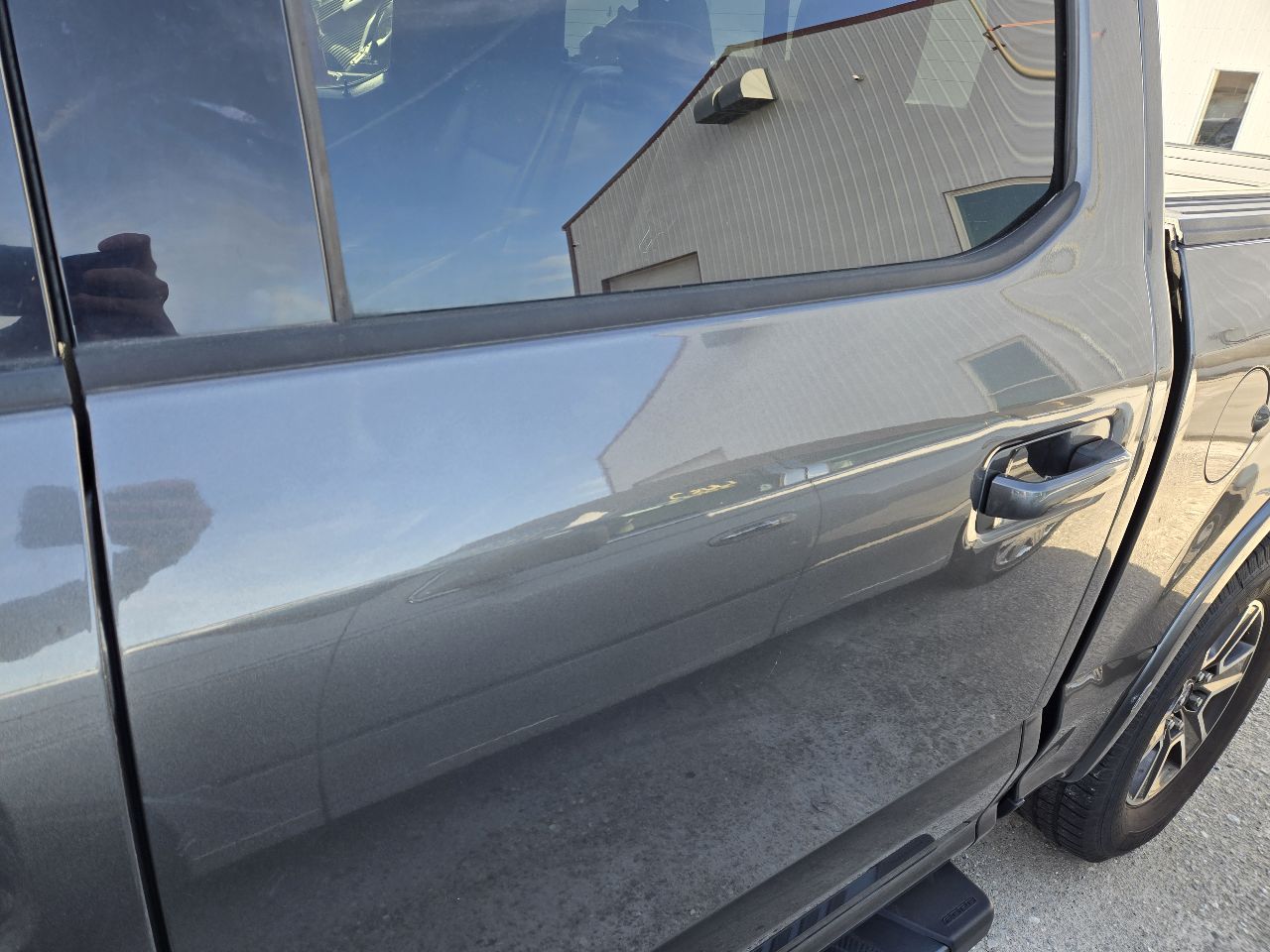 https://f005.backblazeb2.com/file/img-partshotlines-com/Inventory/EX441/Vehicle/250139_11.jpg