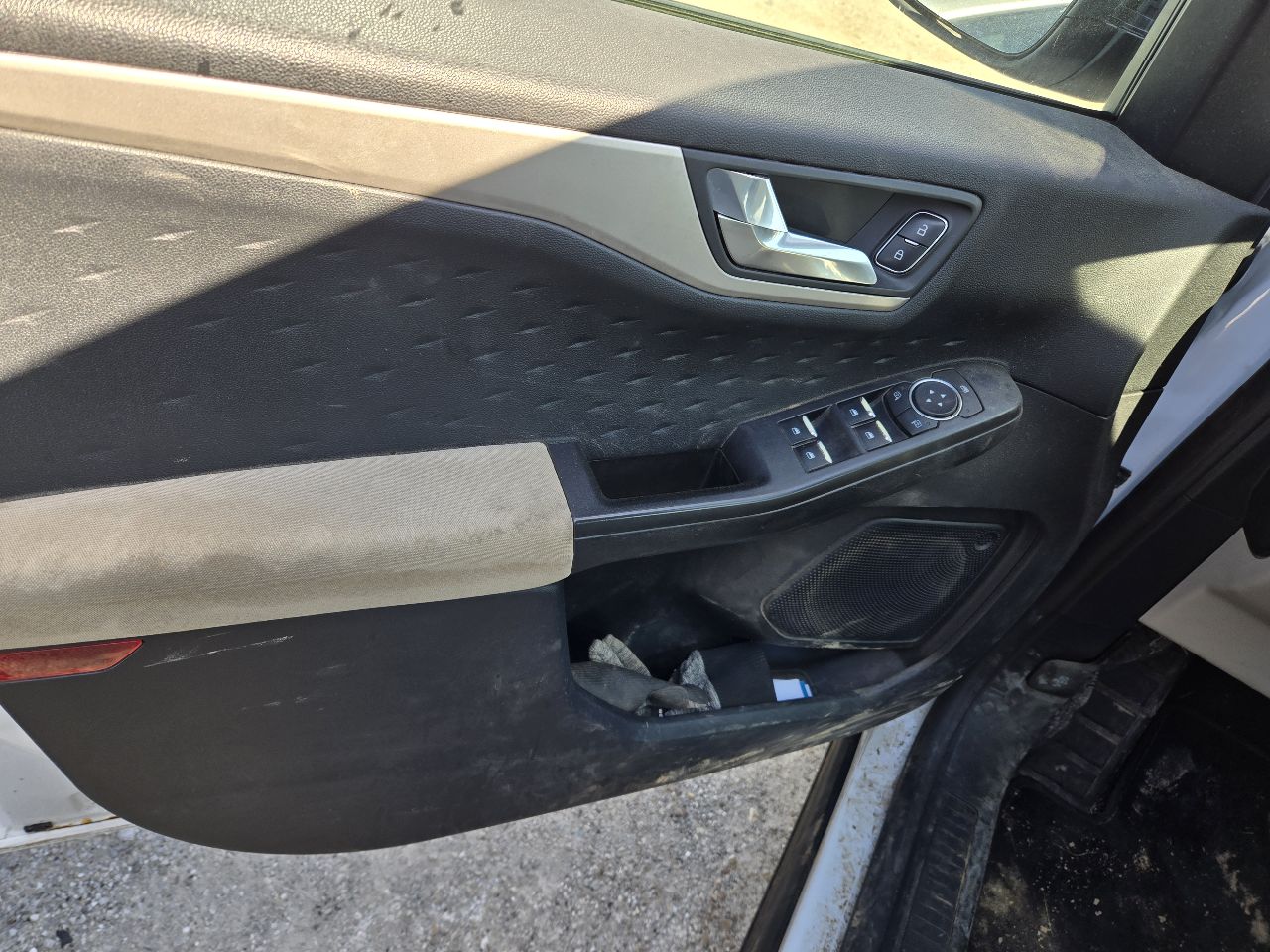 Vehicle/250141_11.jpg