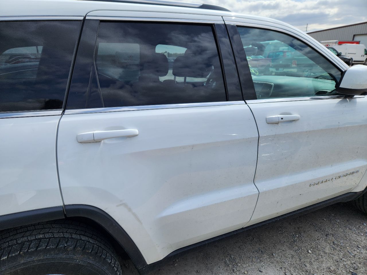 https://f005.backblazeb2.com/file/img-partshotlines-com/Inventory/EX441/Vehicle/250231_12.jpg