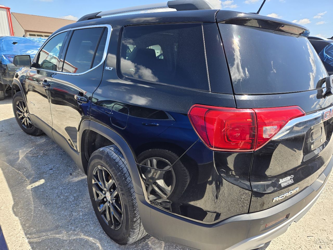 Vehicle/250238_03.jpg