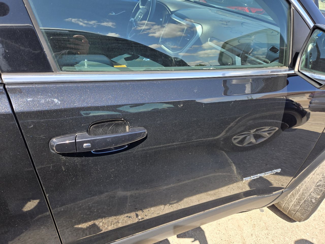 Vehicle/250238_07.jpg