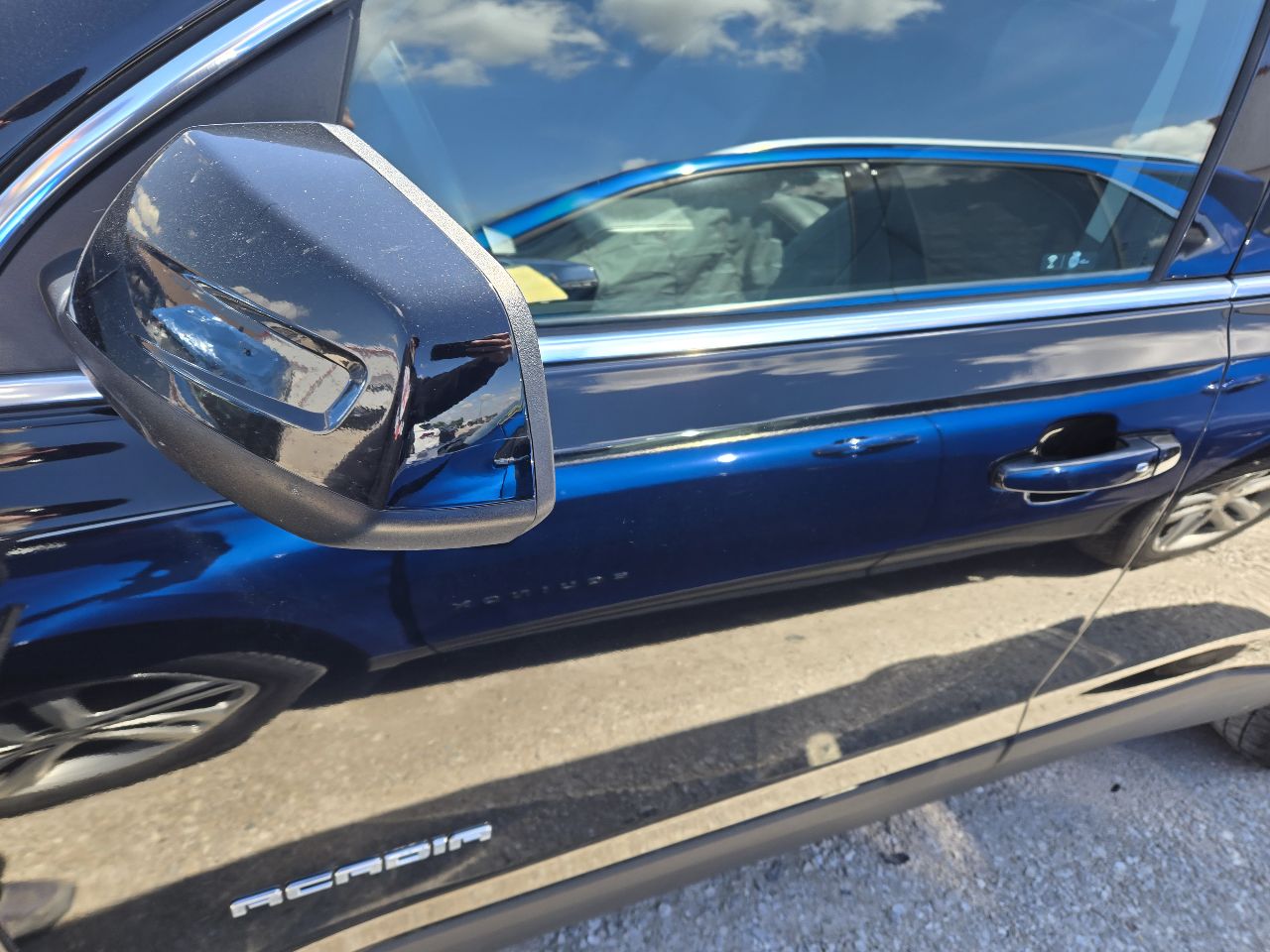Vehicle/250238_09.jpg