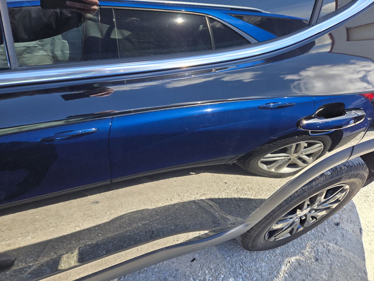 Vehicle/250238_10.jpg