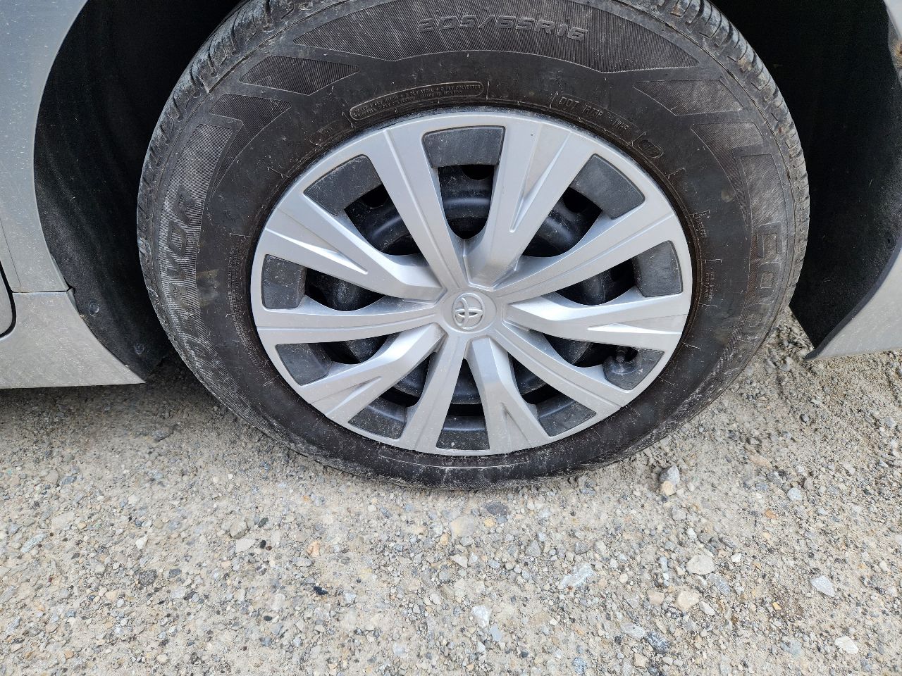 https://f005.backblazeb2.com/file/img-partshotlines-com/Inventory/EX441/Vehicle/250255_06.jpg