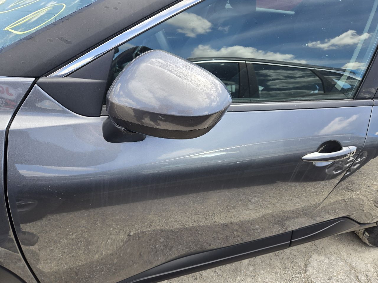 Vehicle/250269_09.jpg