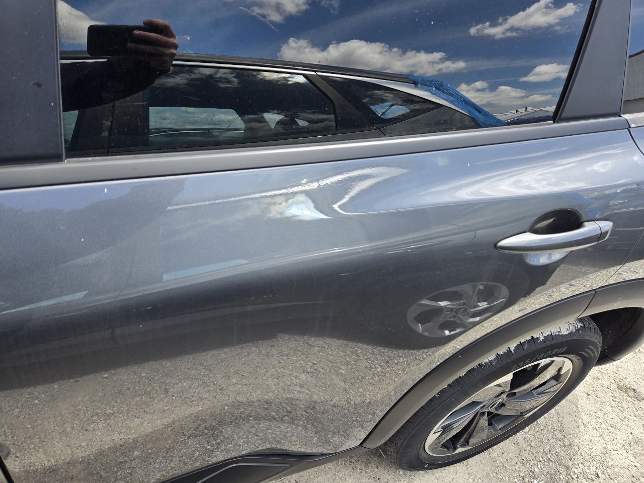 Vehicle/250269_10.jpg
