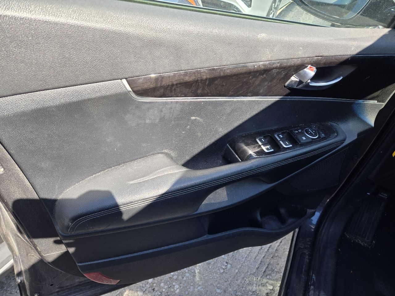 Vehicle/250277_11.jpg