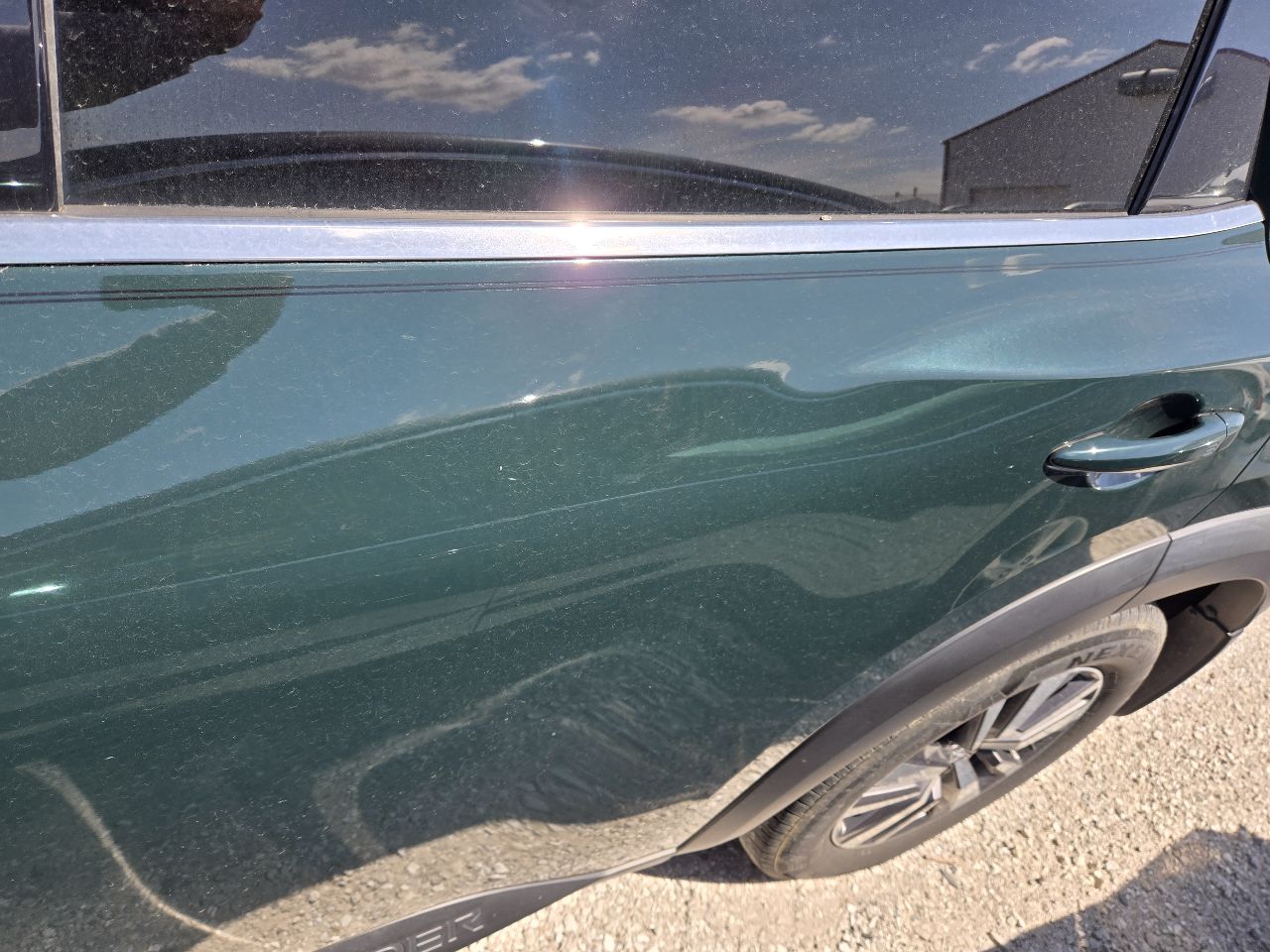 https://f005.backblazeb2.com/file/img-partshotlines-com/Inventory/EX441/Vehicle/250290_11.jpg