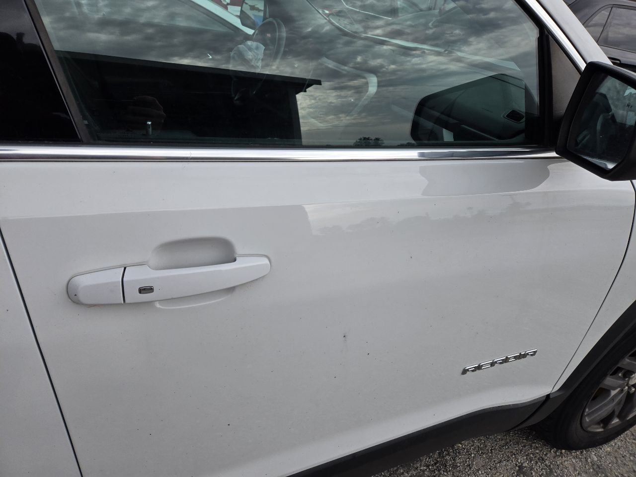 https://f005.backblazeb2.com/file/img-partshotlines-com/Inventory/EX441/Vehicle/250305_08.jpg
