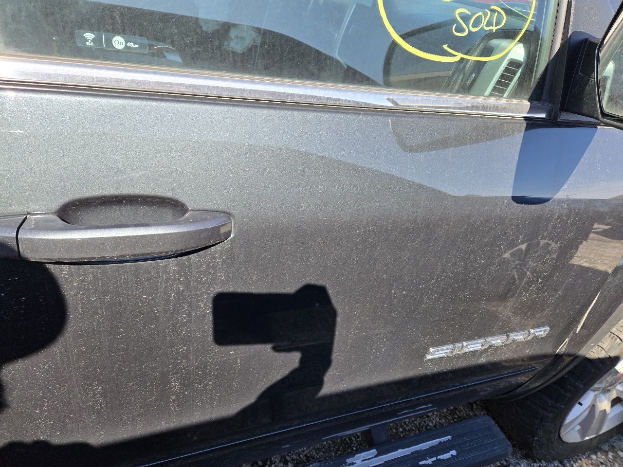 Vehicle/250344_08.jpg