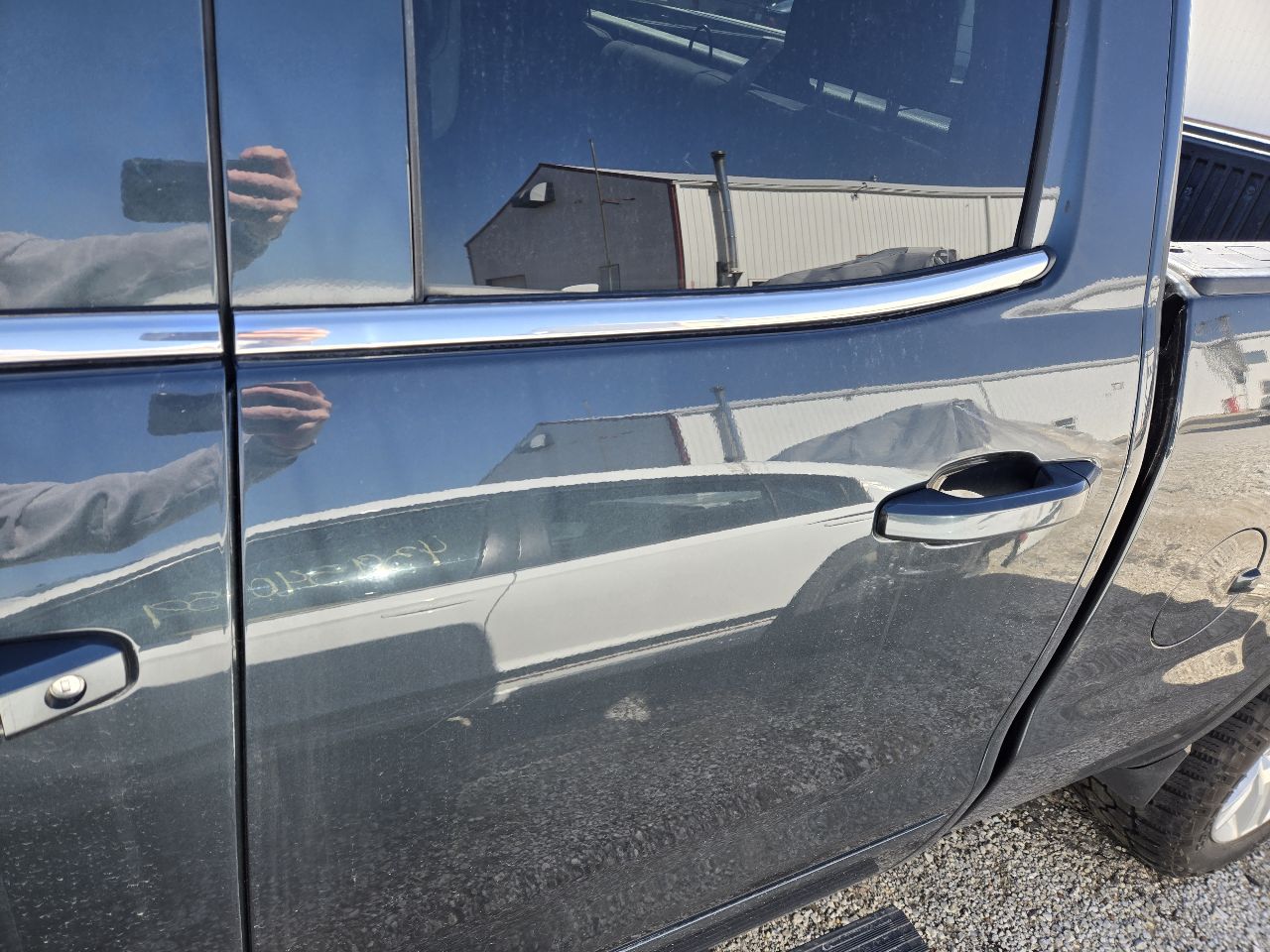 Vehicle/250344_11.jpg