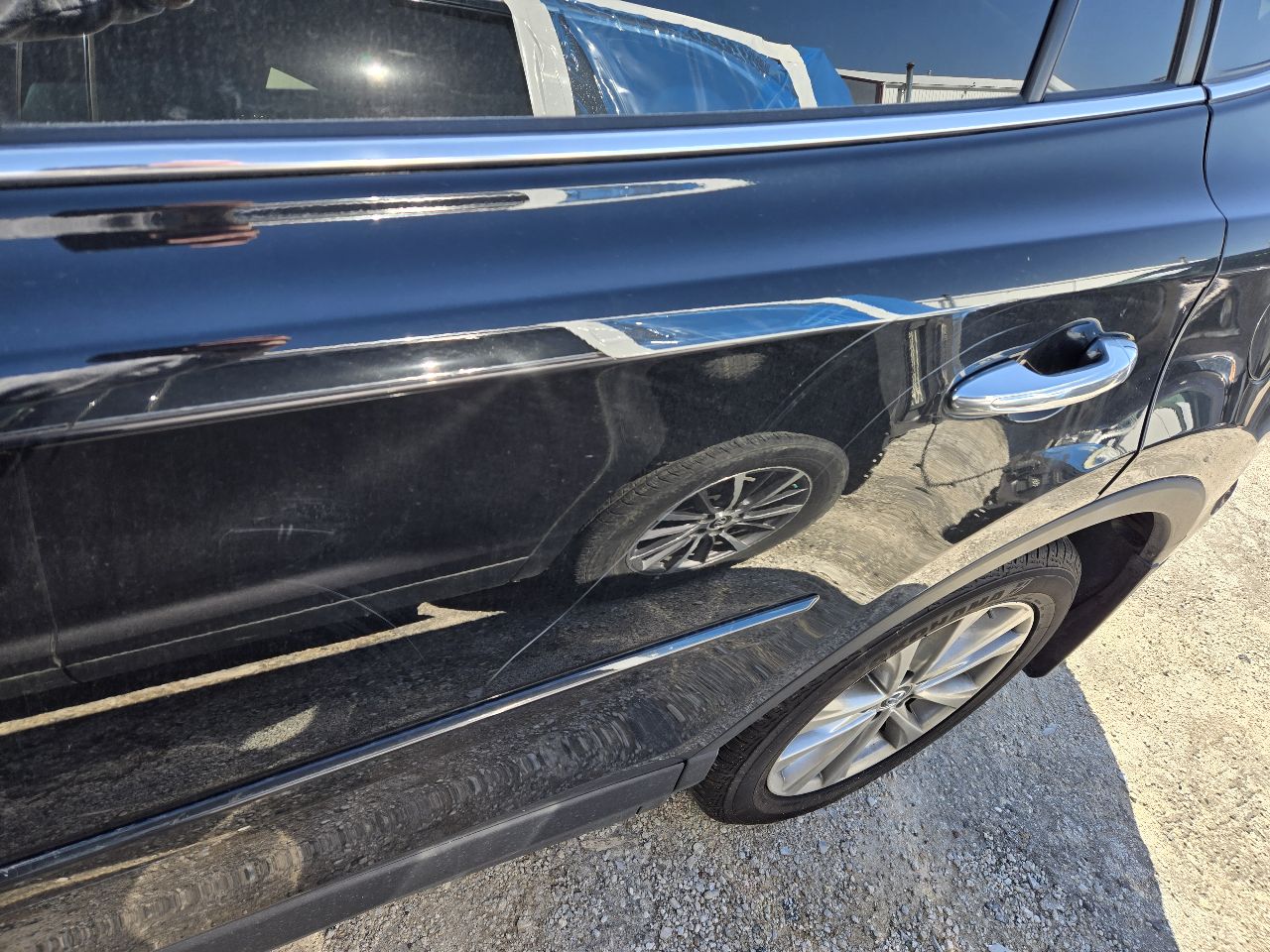 Vehicle/250347_11.jpg