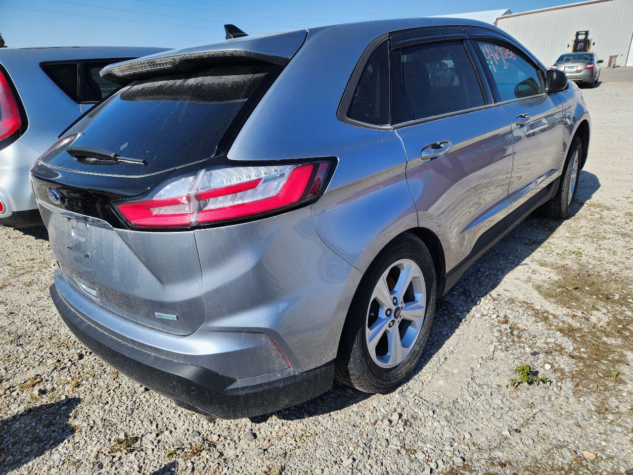 Vehicle/250349_03.jpg