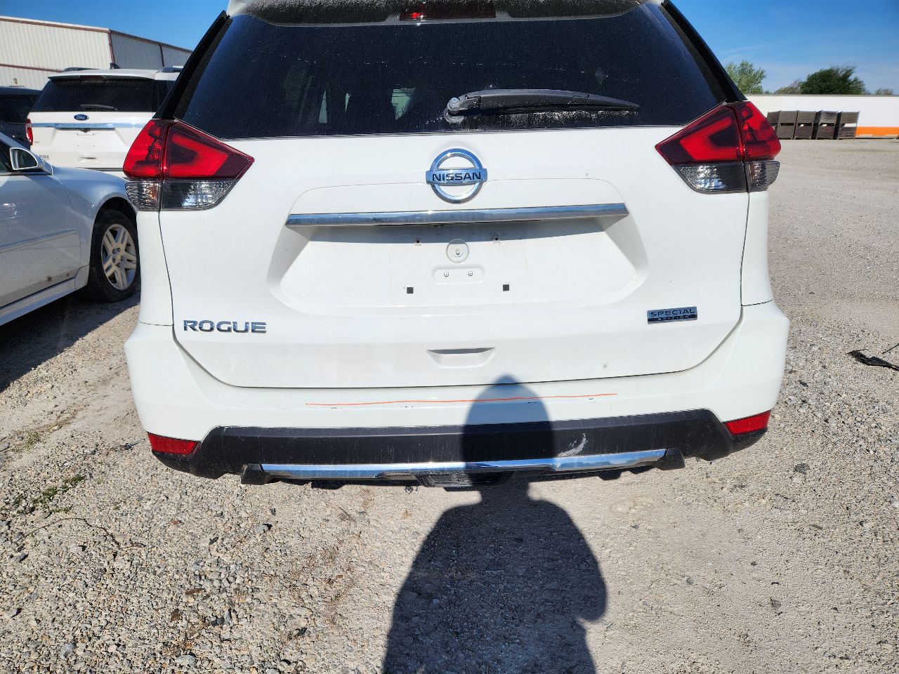 Vehicle/250352_10.jpg